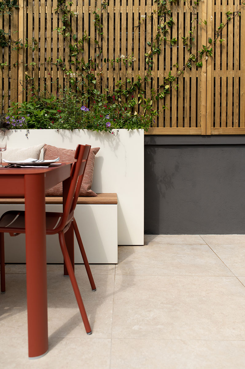 Détail de la terrasse Concorde : palissade