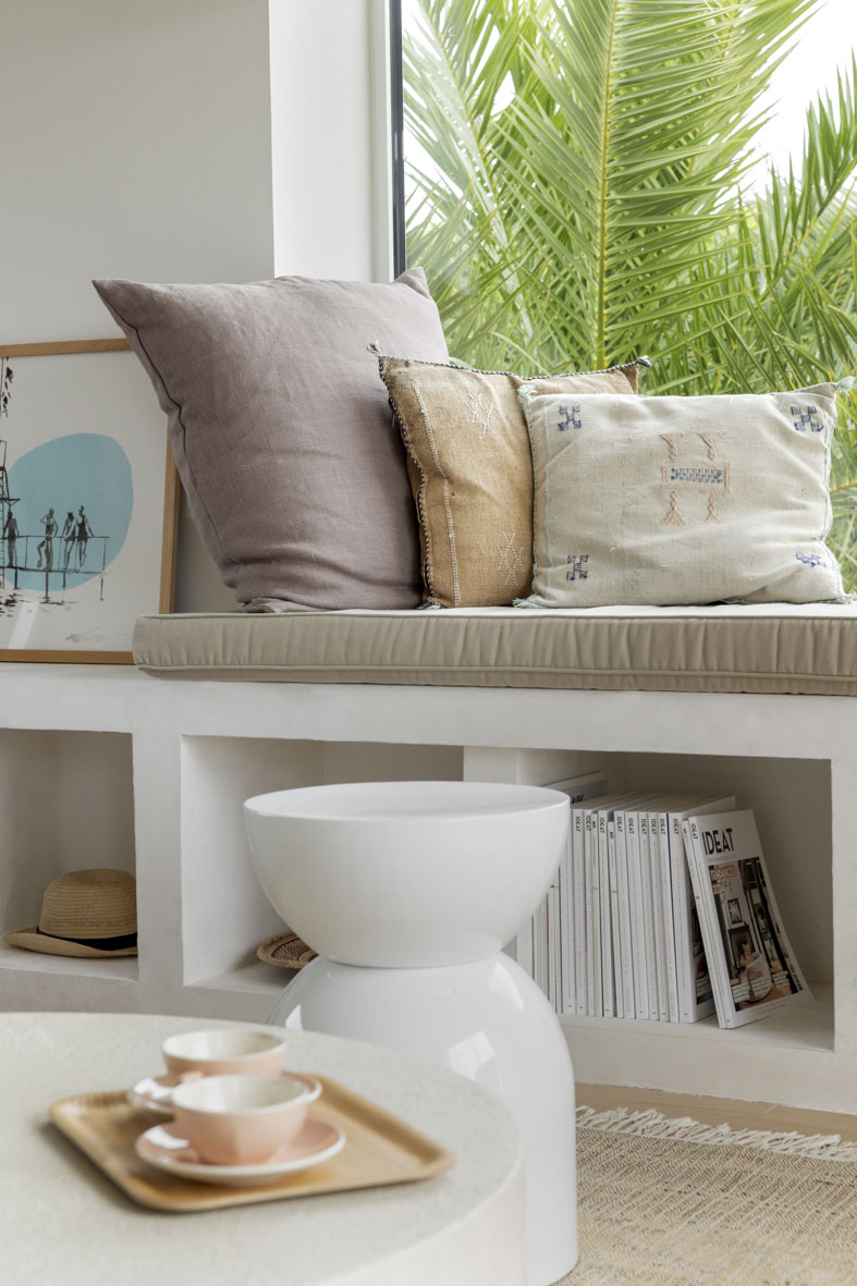 Casiers sous une banquette